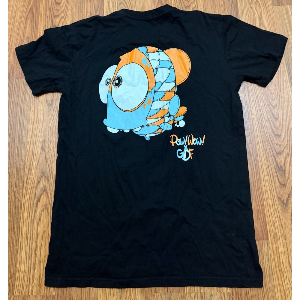 Pow Wow Hawaii T Shirt Mens Medium Graphic Fish Back Print Streetwear